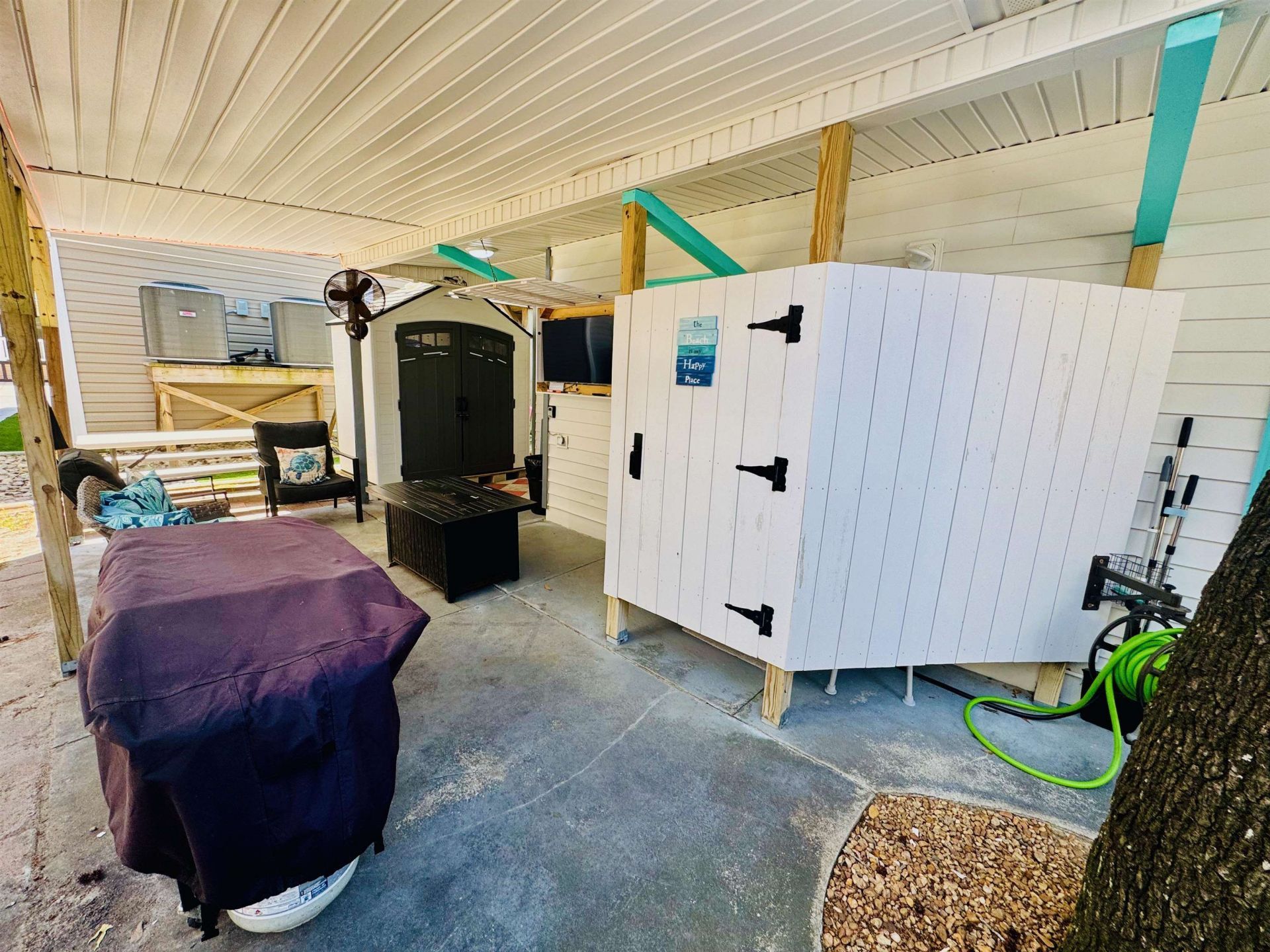 6001 - 5723 S Kings Hwy.  Photo 42