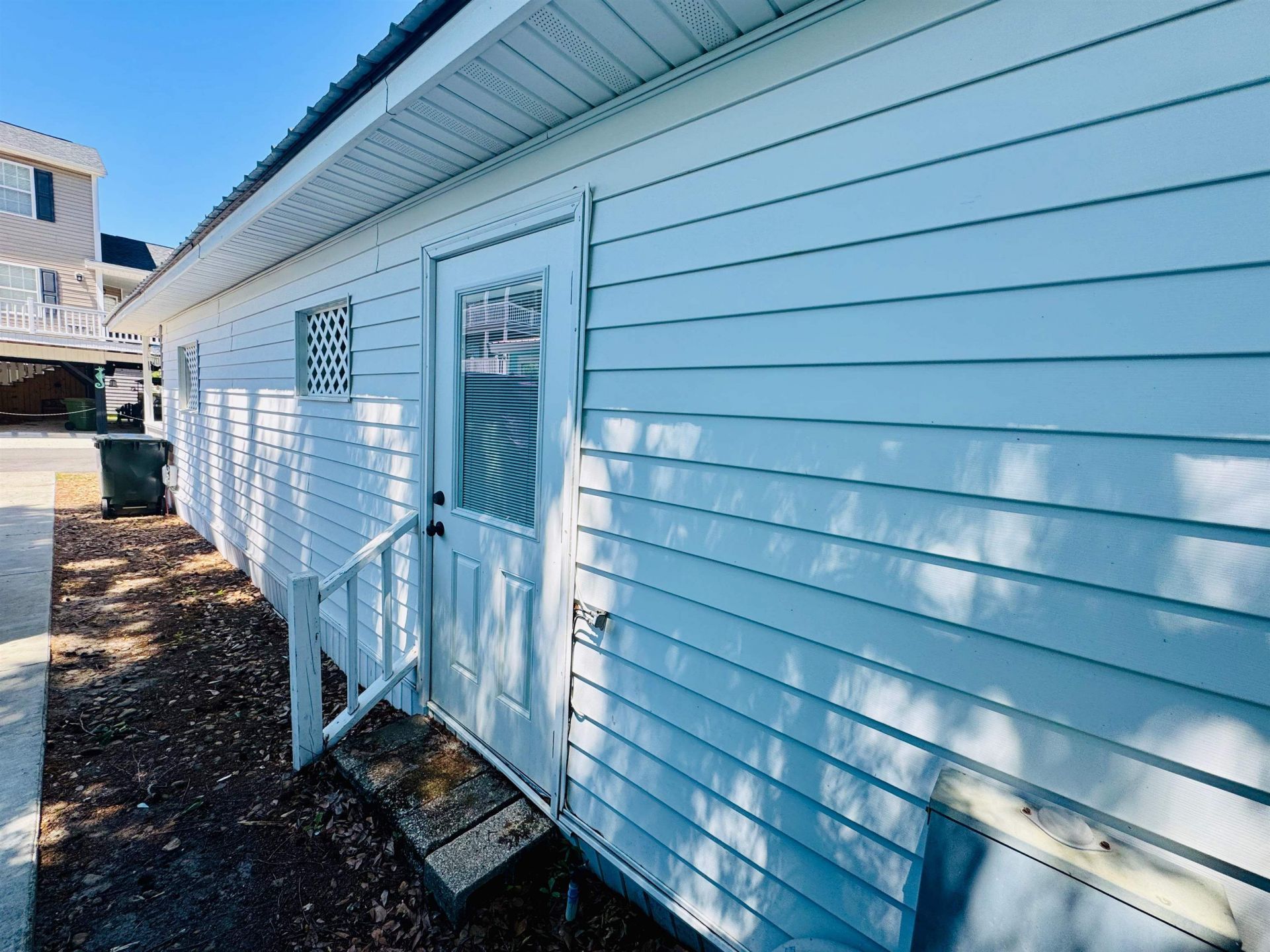 6001 - 5723 S Kings Hwy.  Photo 49