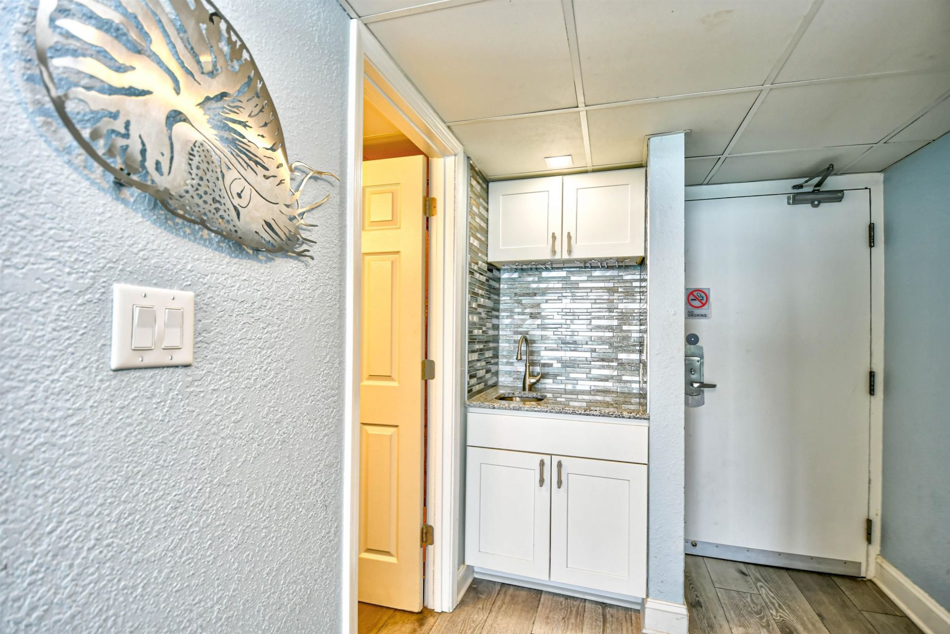 201 74th Ave. N Photo 10