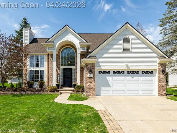403 S Pine Creek Court, Waterford Twp, MI 48327