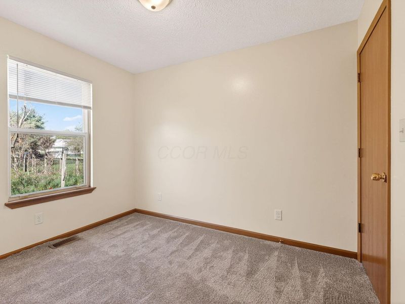 28 & 30 Vernon Avenue , Delaware, OH 43015 Photo 31