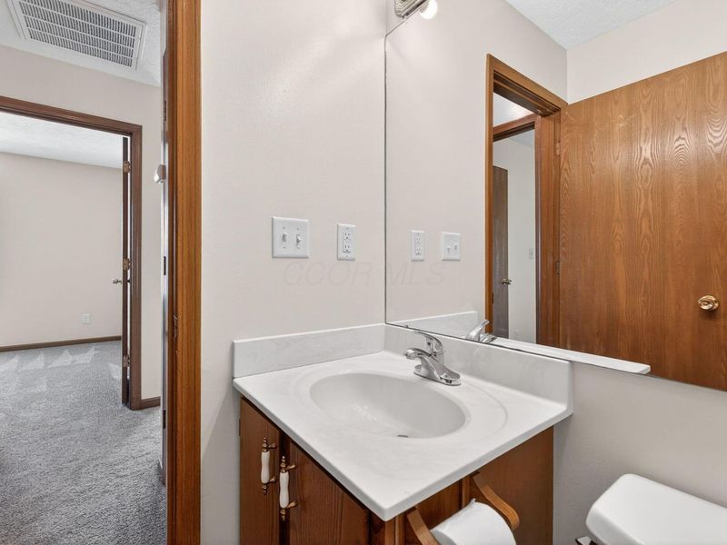 28 & 30 Vernon Avenue , Delaware, OH 43015 Photo 36