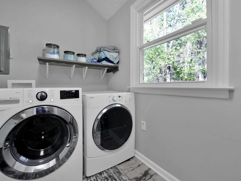 1570 Lancaster Kirkersville Road NW, Lancaster, OH 43130 Photo 24