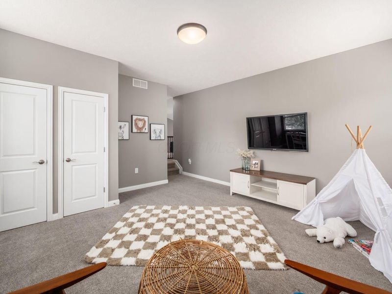 3240 Autumn Applause Drive, Lewis Center, OH 43035 Photo 35