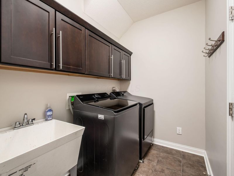 3240 Autumn Applause Drive, Lewis Center, OH 43035 Photo 7