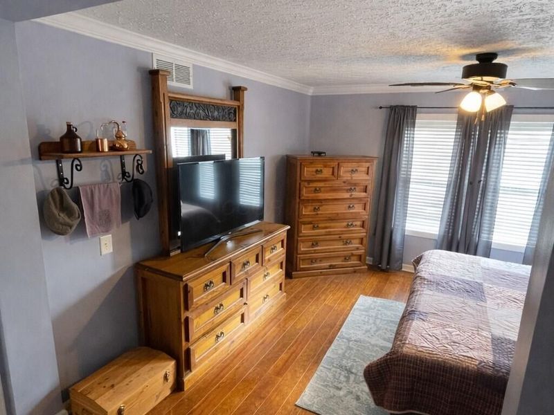 8305 Hayesville Road , Kingston, OH 45644 Photo 8