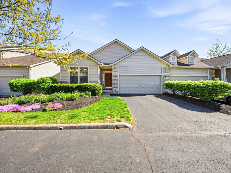 6067 Coventry Meadow Lane, Hilliard, OH 43026 Photo 1