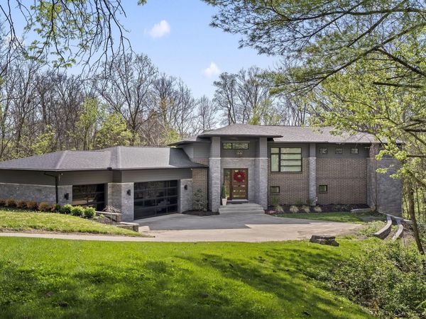 101 Lake Bluff Drive , Columbus, OH 43235