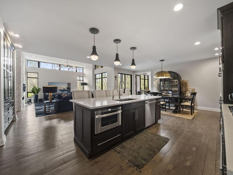 101 Lake Bluff Drive , Columbus, OH 43235 Photo 12