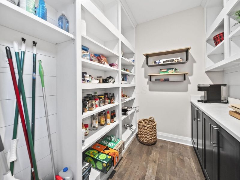 101 Lake Bluff Drive , Columbus, OH 43235 Photo 17