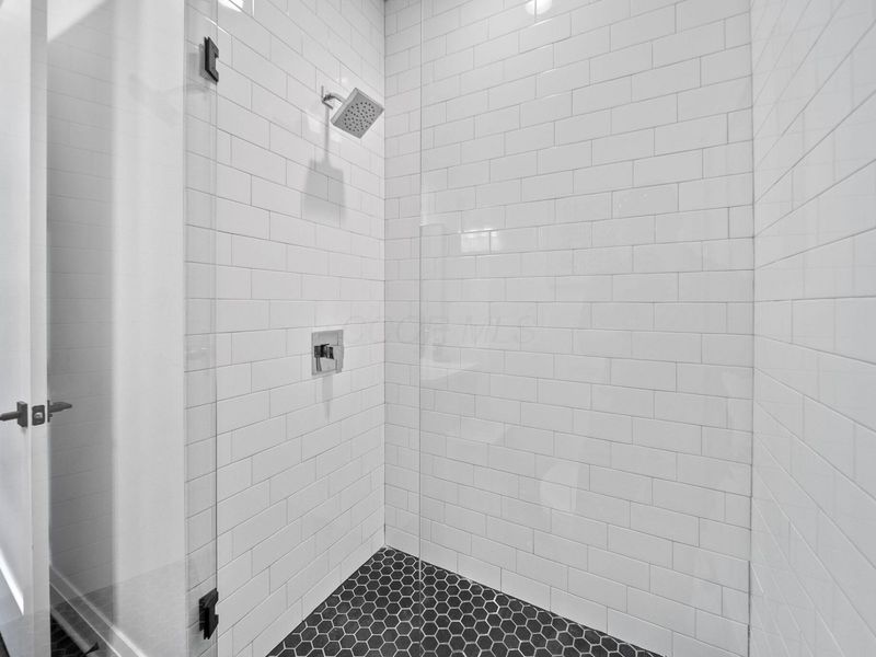 101 Lake Bluff Drive , Columbus, OH 43235 Photo 42