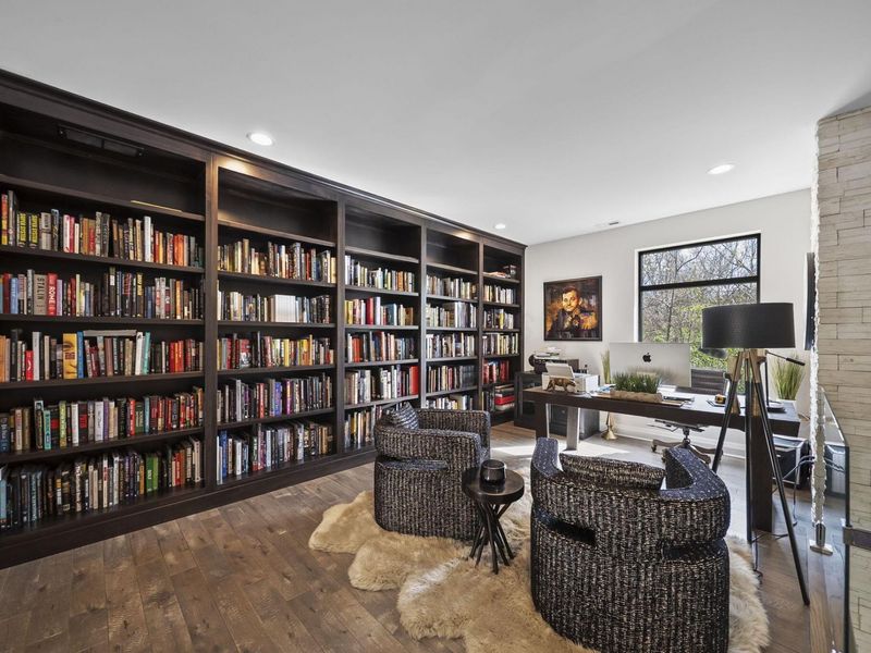 101 Lake Bluff Drive , Columbus, OH 43235 Photo 44