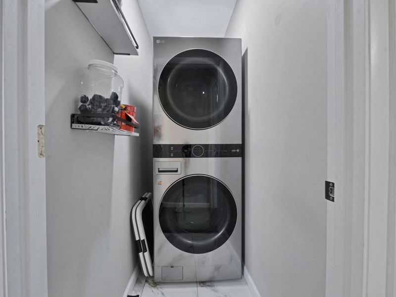 1976 Westfield Drive S, Columbus, OH 43223 Photo 12