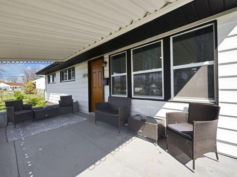 1976 Westfield Drive S, Columbus, OH 43223 Photo 4