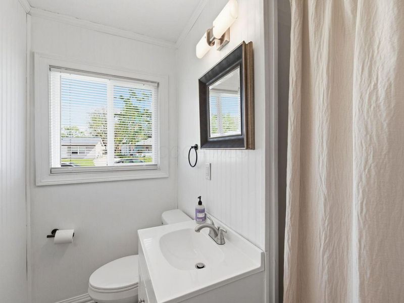 927 Daffodil Drive, Marion, OH 43302 Photo 11