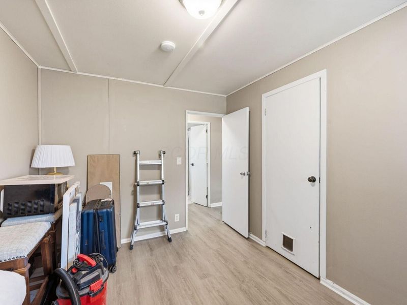 927 Daffodil Drive, Marion, OH 43302 Photo 13