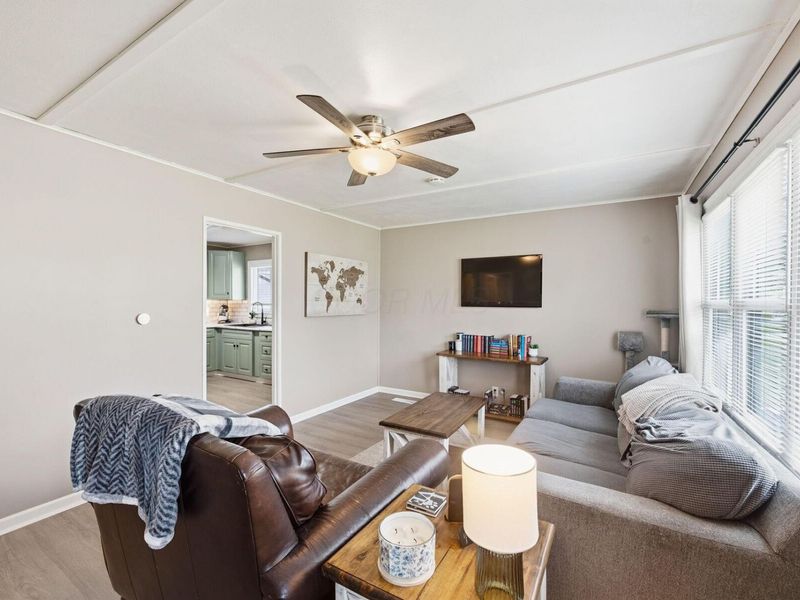 927 Daffodil Drive, Marion, OH 43302 Photo 8