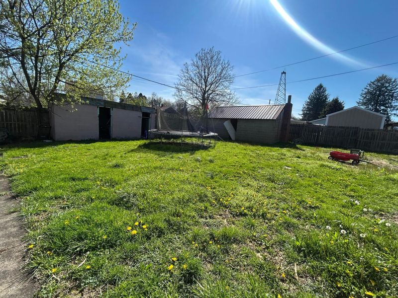 75 Elm Street , Roseville, OH 43777 Photo 11