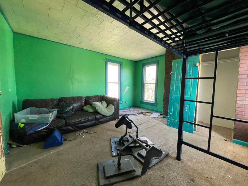 75 Elm Street , Roseville, OH 43777 Photo 5