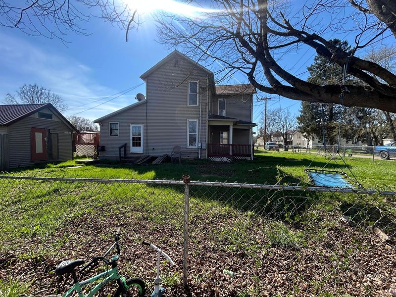 75 Elm Street , Roseville, OH 43777 Photo 9