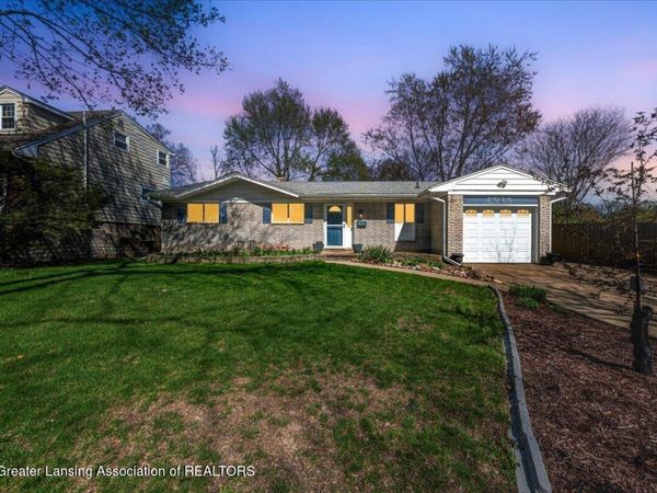 2016 Cogswell Drive, Lansing, MI 48906