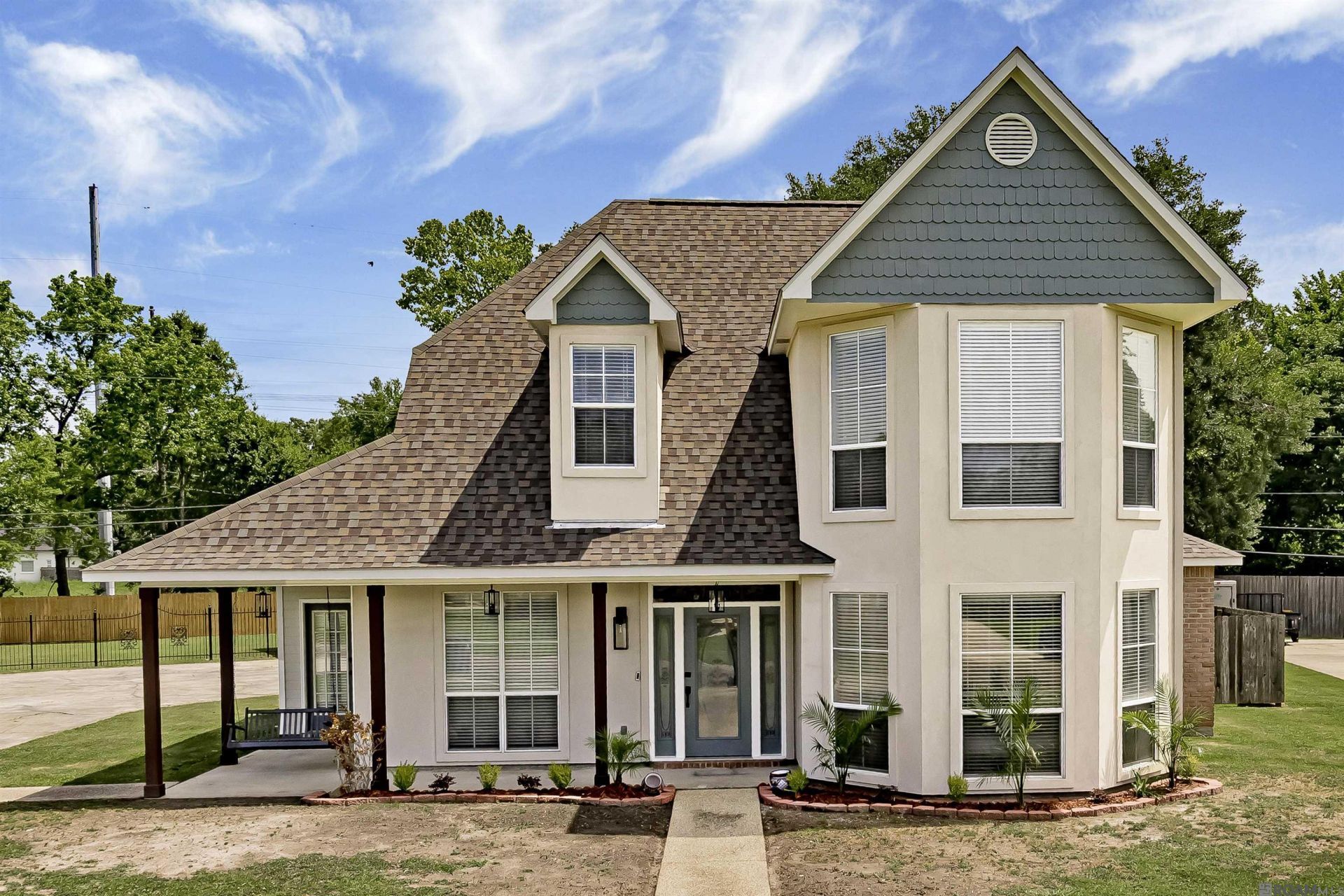 5801 N Snowden Dr, Baton Rouge, LA 70817 Main Photo