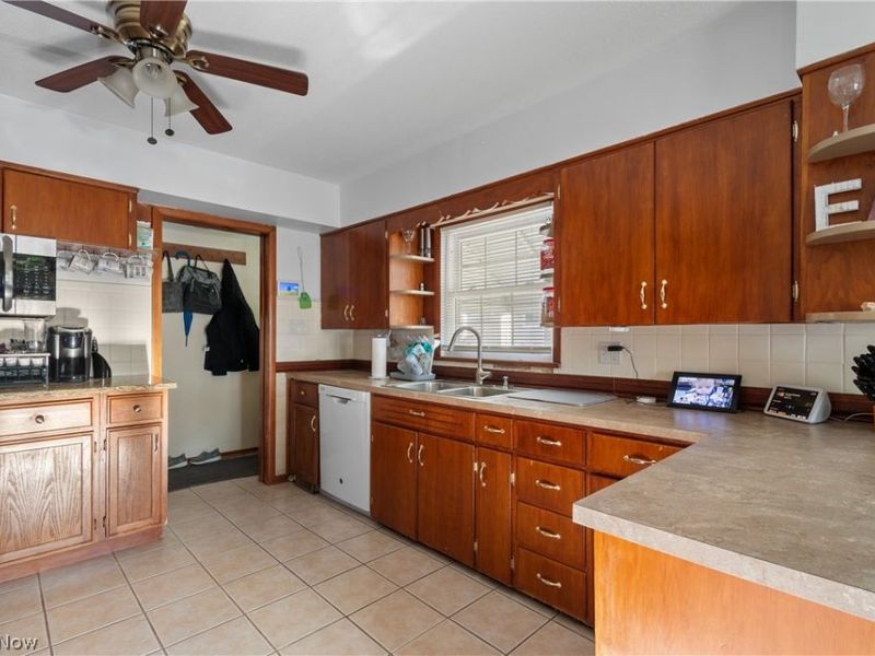 1269 Atwood Avenue, Akron, OH 44301 Photo 9