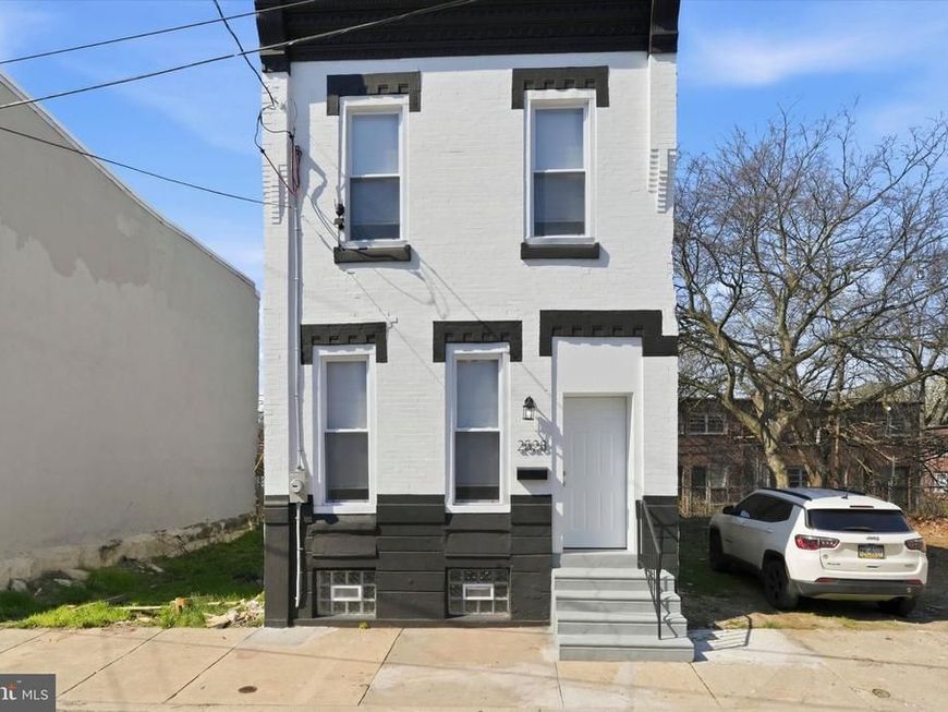 2528 Page Street, Philadelphia, PA 19121 Main Photo