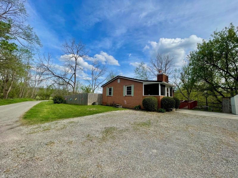 121 Leasure Road , Chillicothe, OH 45601 Photo 2