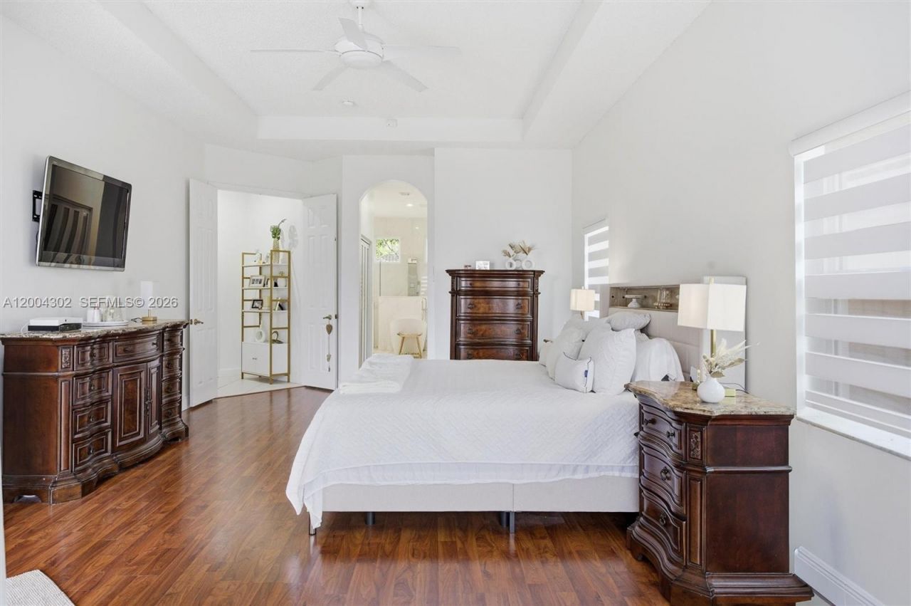 16557 NW 15th St, Pembroke Pines, FL 33028 Photo