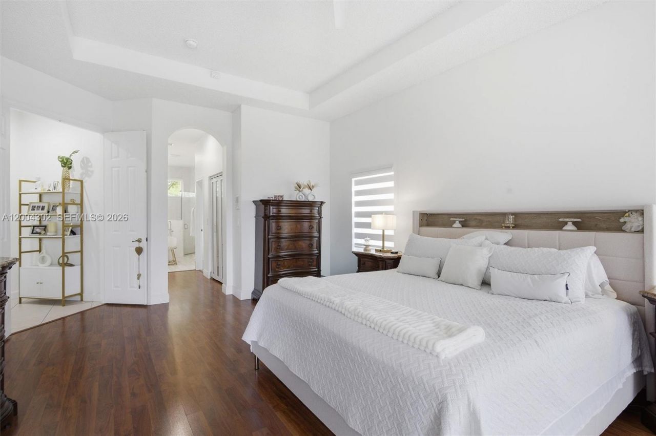 16557 NW 15th St, Pembroke Pines, FL 33028 Photo