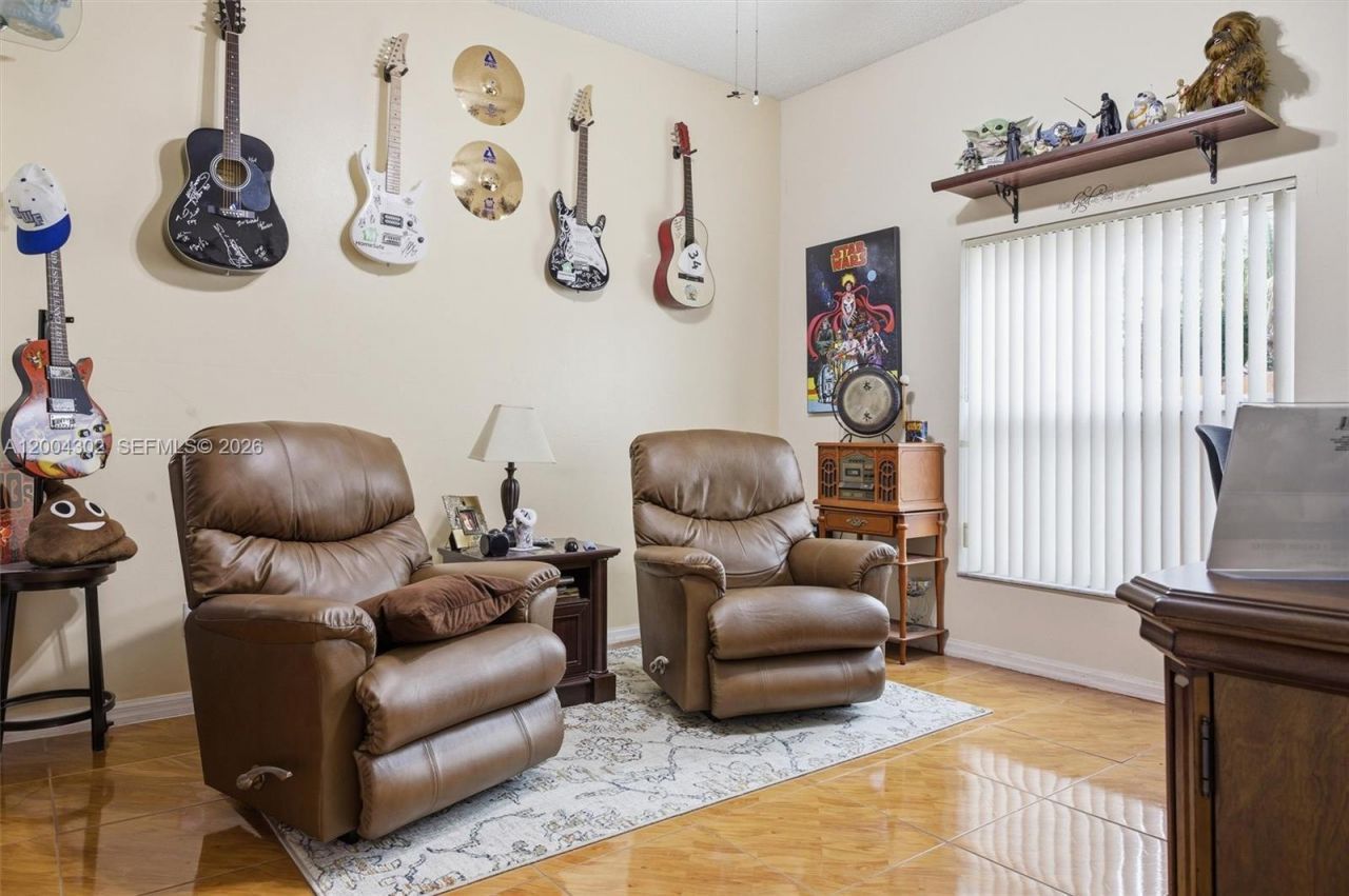 16557 NW 15th St, Pembroke Pines, FL 33028 Photo