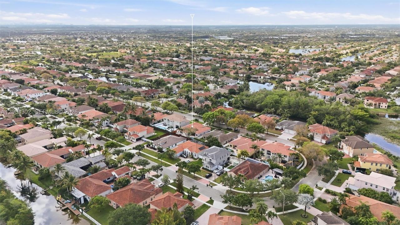 16557 NW 15th St, Pembroke Pines, FL 33028 Photo