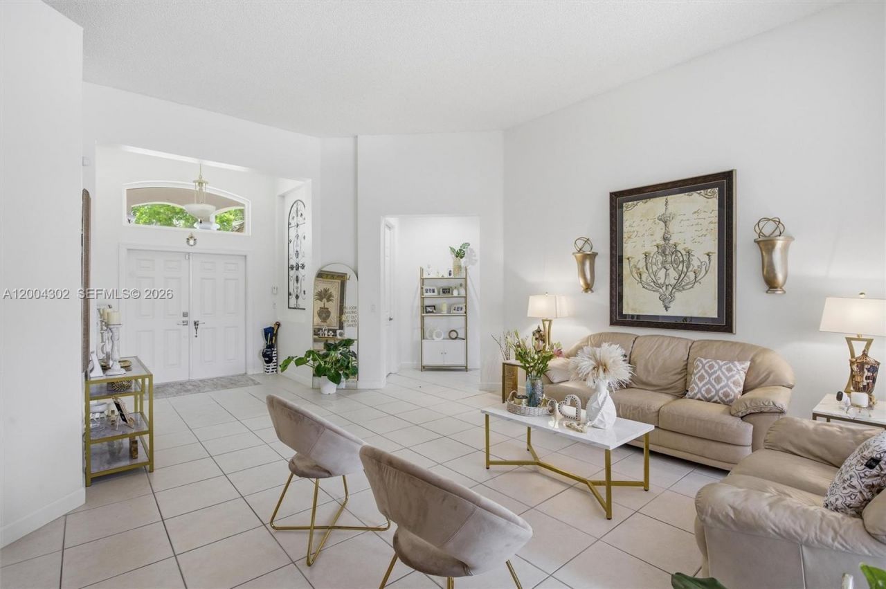 16557 NW 15th St, Pembroke Pines, FL 33028 Photo