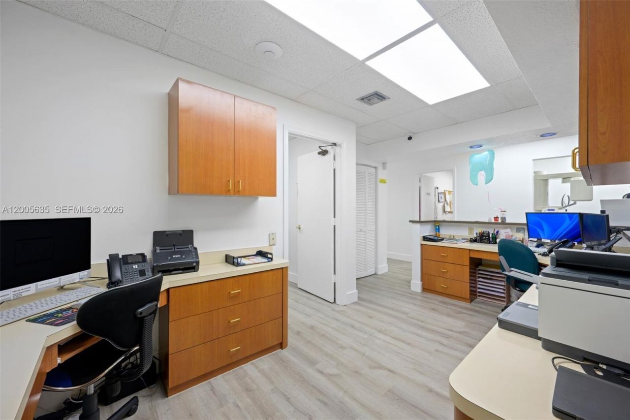 Please Call For Address, Pembroke Pines, FL 33026 Photo