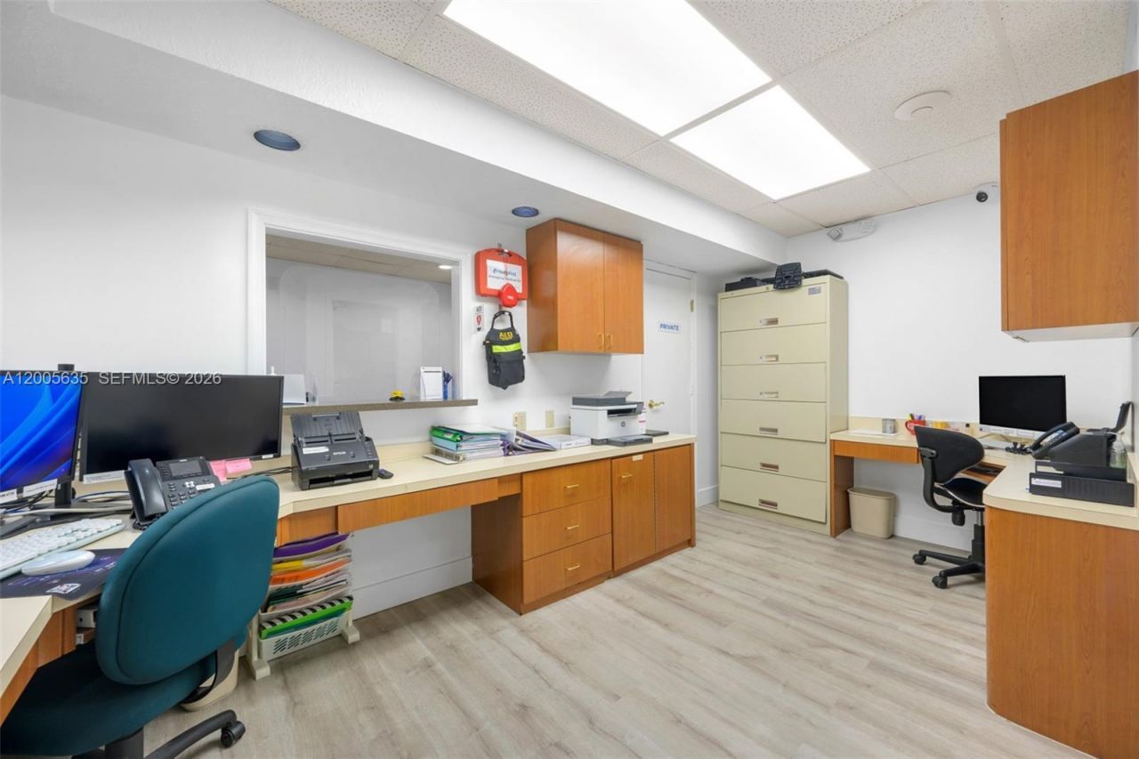 Please Call For Address, Pembroke Pines, FL 33026 Photo