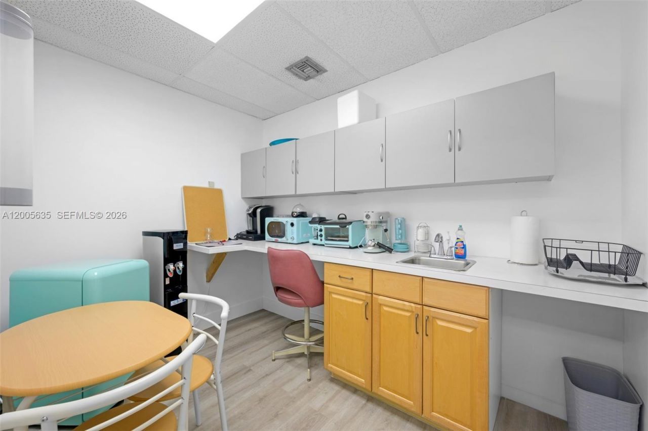 Please Call For Address, Pembroke Pines, FL 33026 Photo