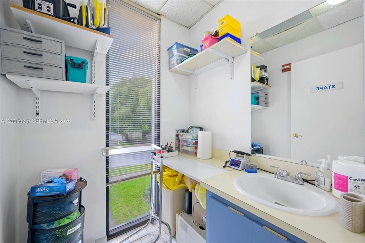 Please Call For Address, Pembroke Pines, FL 33026 Photo