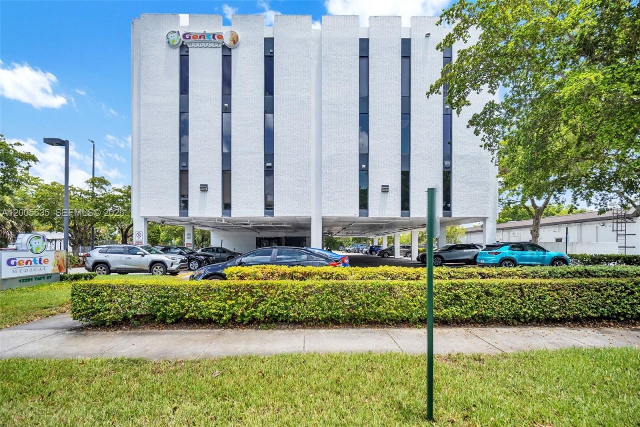 Please Call For Address, Pembroke Pines, FL 33026 Photo