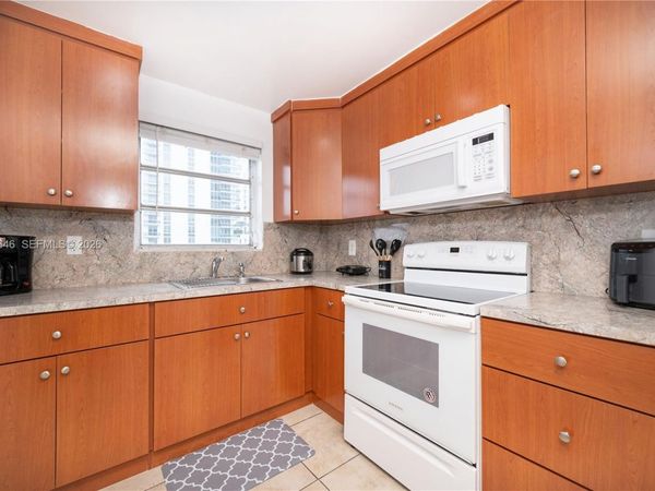 500 NE 26th St , Unit 5D, Miami, FL 33137