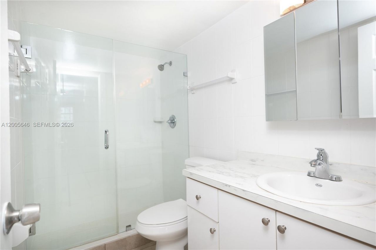 500 NE 26th St, Unit 5D, Miami, FL 33137 Photo