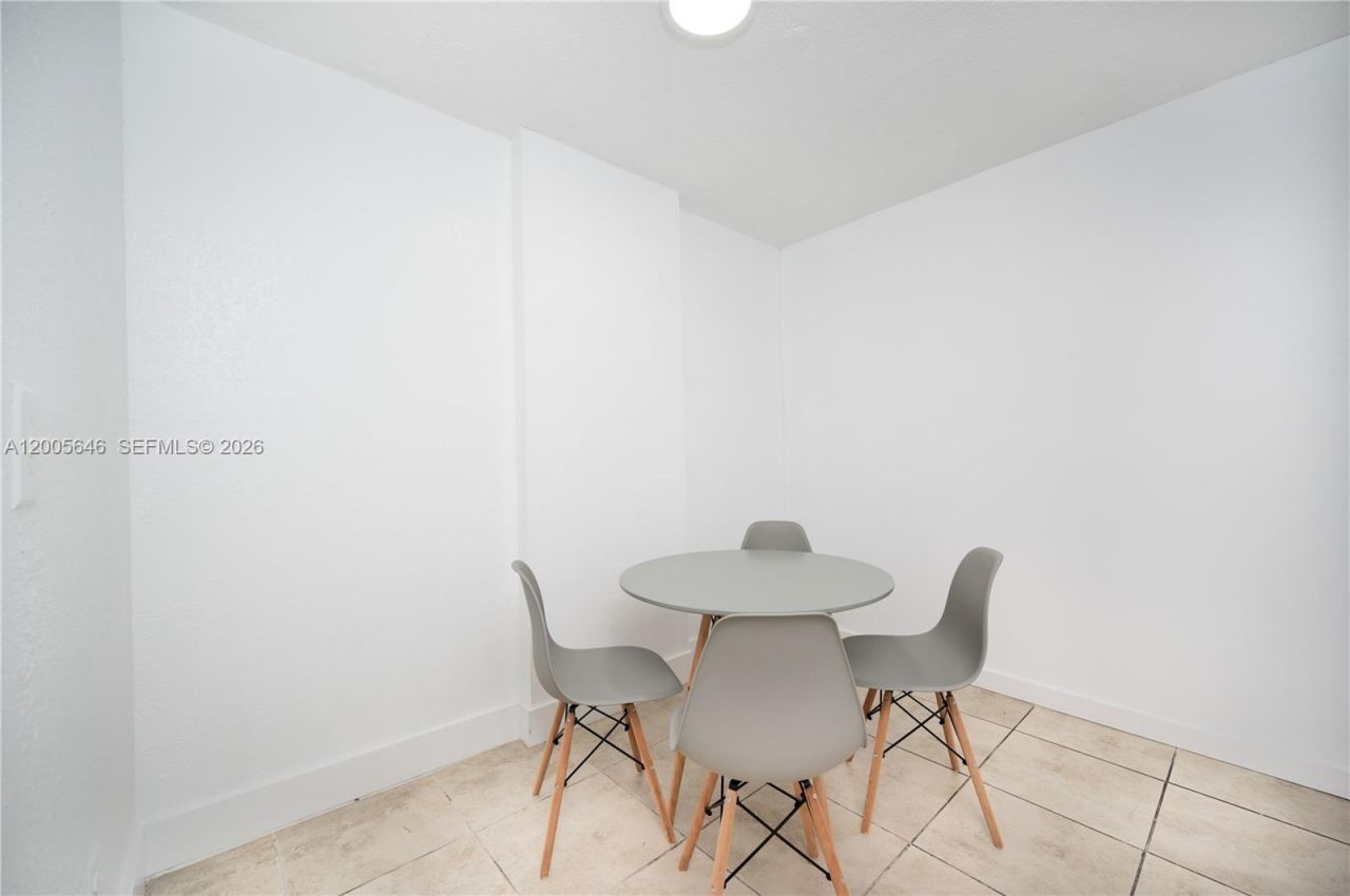 500 NE 26th St, Unit 5D, Miami, FL 33137 Photo