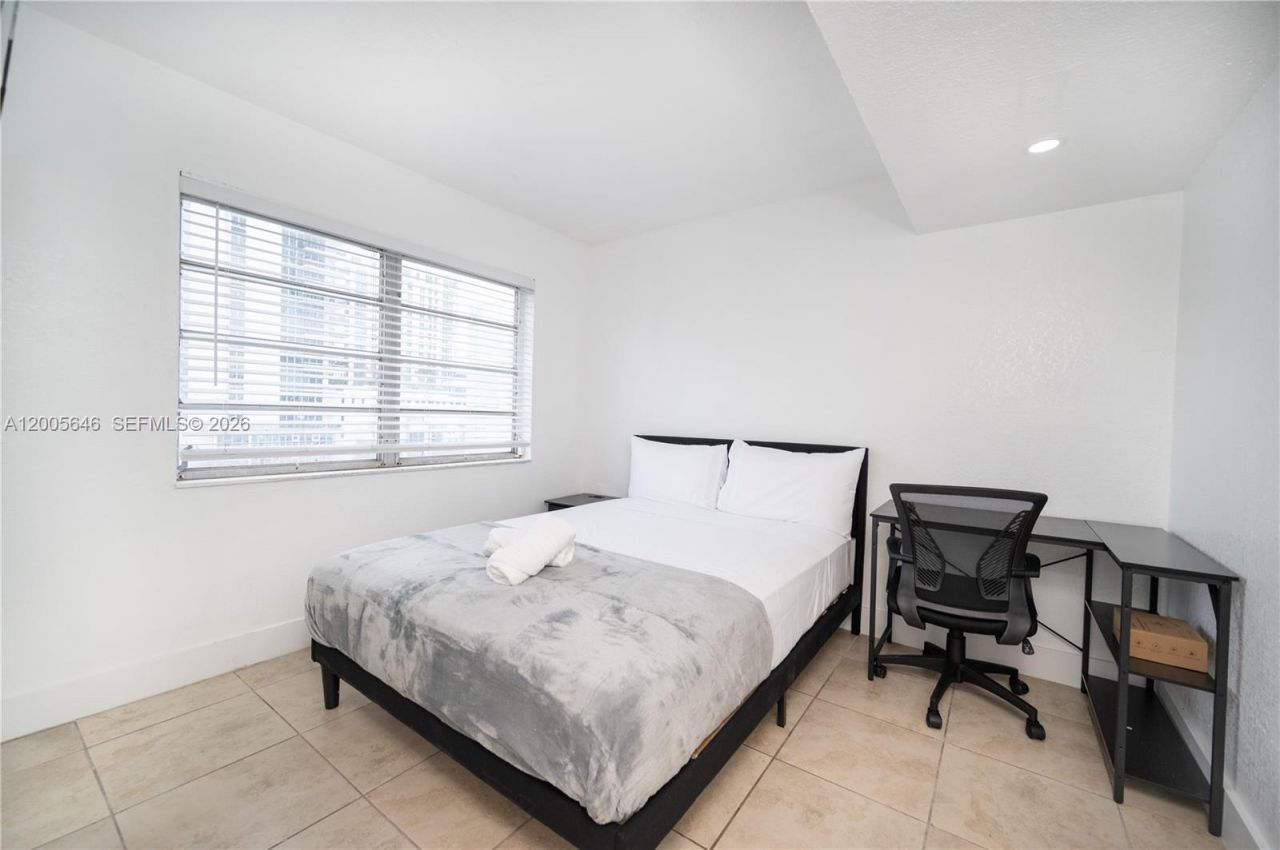 500 NE 26th St, Unit 5D, Miami, FL 33137 Photo