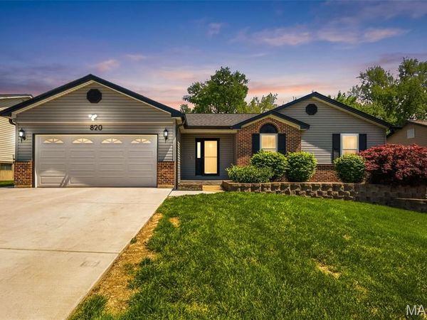 820 Glenhaven Drive , O'Fallon, MO 63366