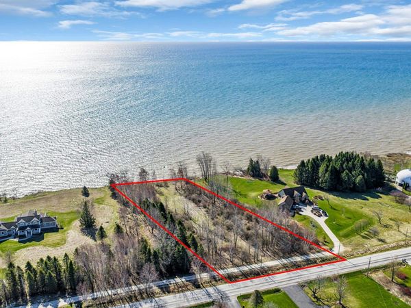 lot 1 LYG E HWY Q-C, Manitowoc, WI 54220