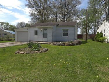 10924 Libby Avenue, Elyria, OH 44035