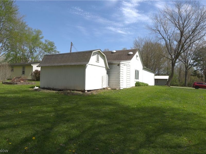 10924 Libby Avenue, Elyria, OH 44035 Photo 11