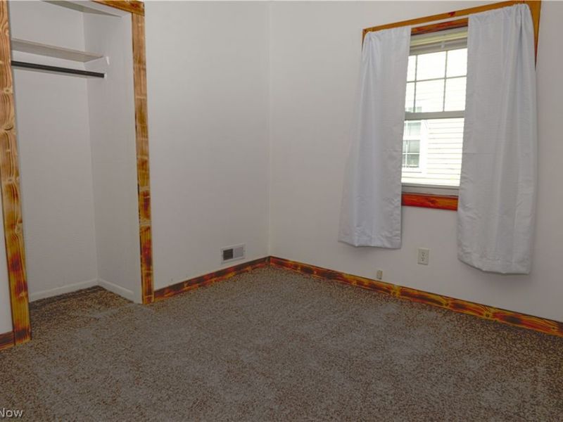 10924 Libby Avenue, Elyria, OH 44035 Photo 6