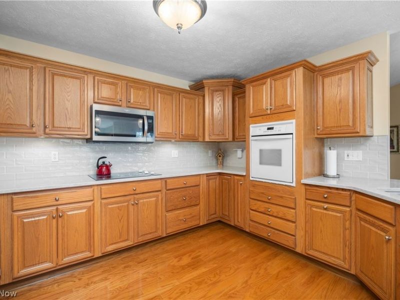 1009 Glendalough Drive , Grafton, OH 44044 Photo 10