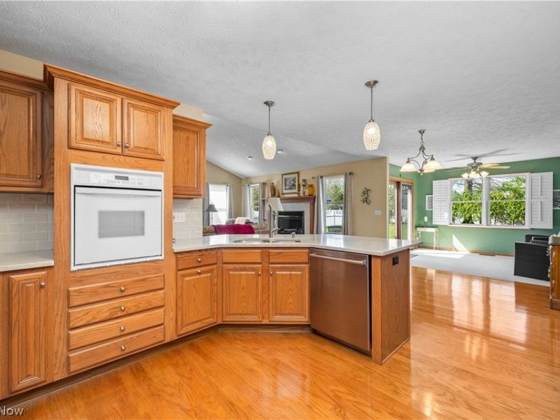 1009 Glendalough Drive , Grafton, OH 44044 Photo 11